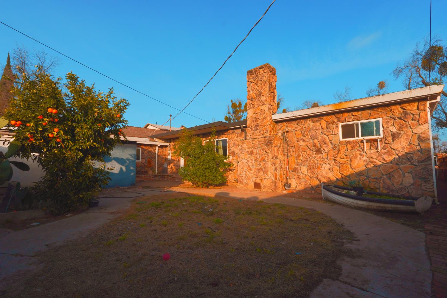 1611 Cameo Way, Modesto, CA 95350