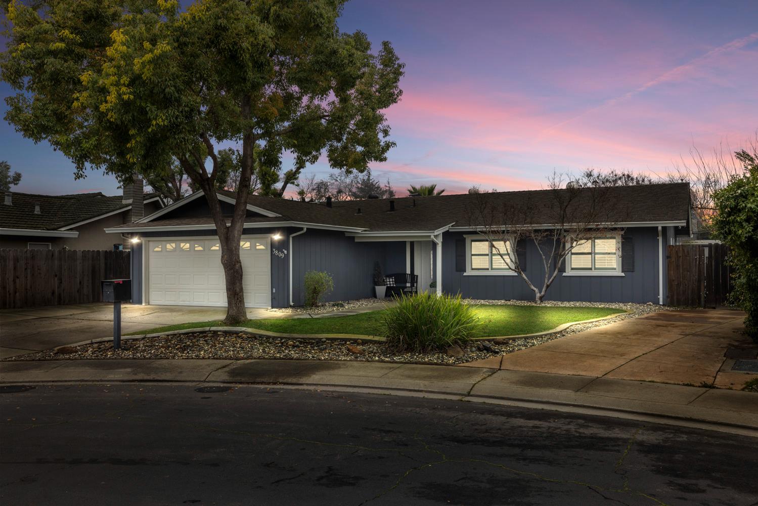 3809 Meadowview Ct, Modesto, CA 95355