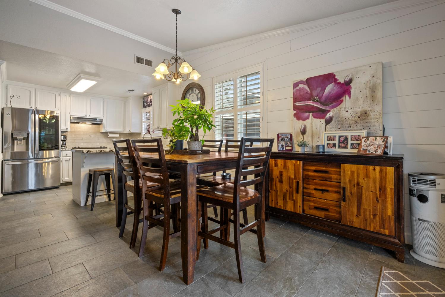 3809 Meadowview Ct, Modesto, CA 95355