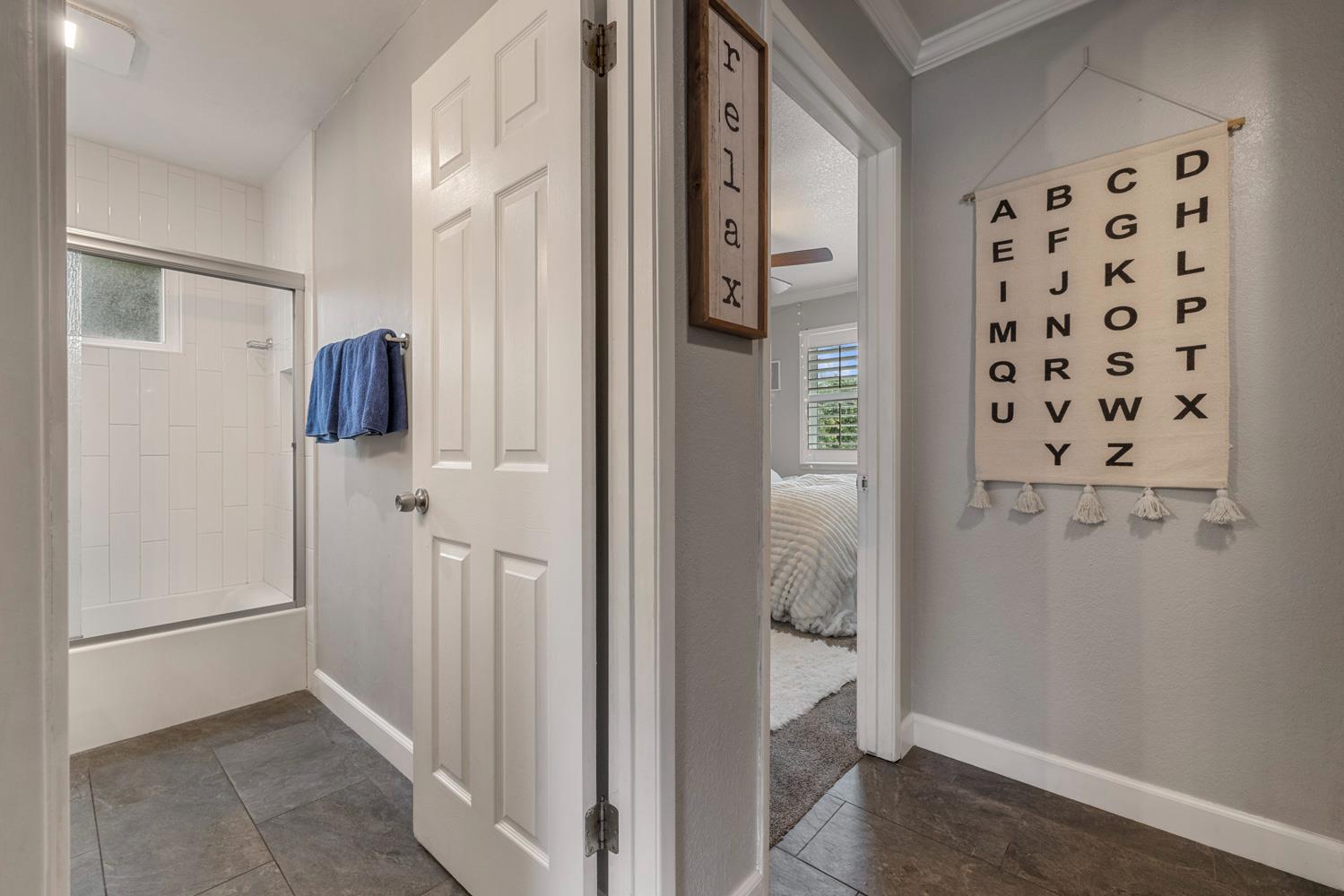 3809 Meadowview Ct, Modesto, CA 95355