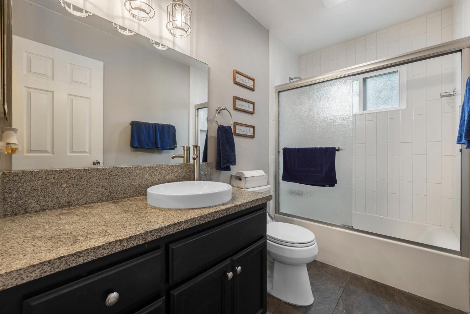 3809 Meadowview Ct, Modesto, CA 95355