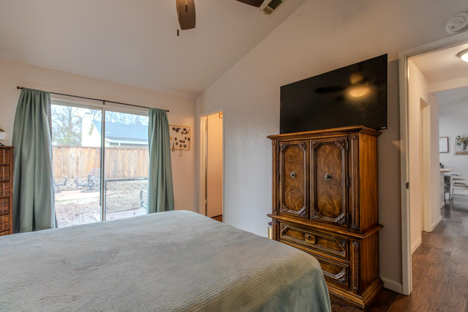 611 Yancey Ct, Patterson, CA 95363