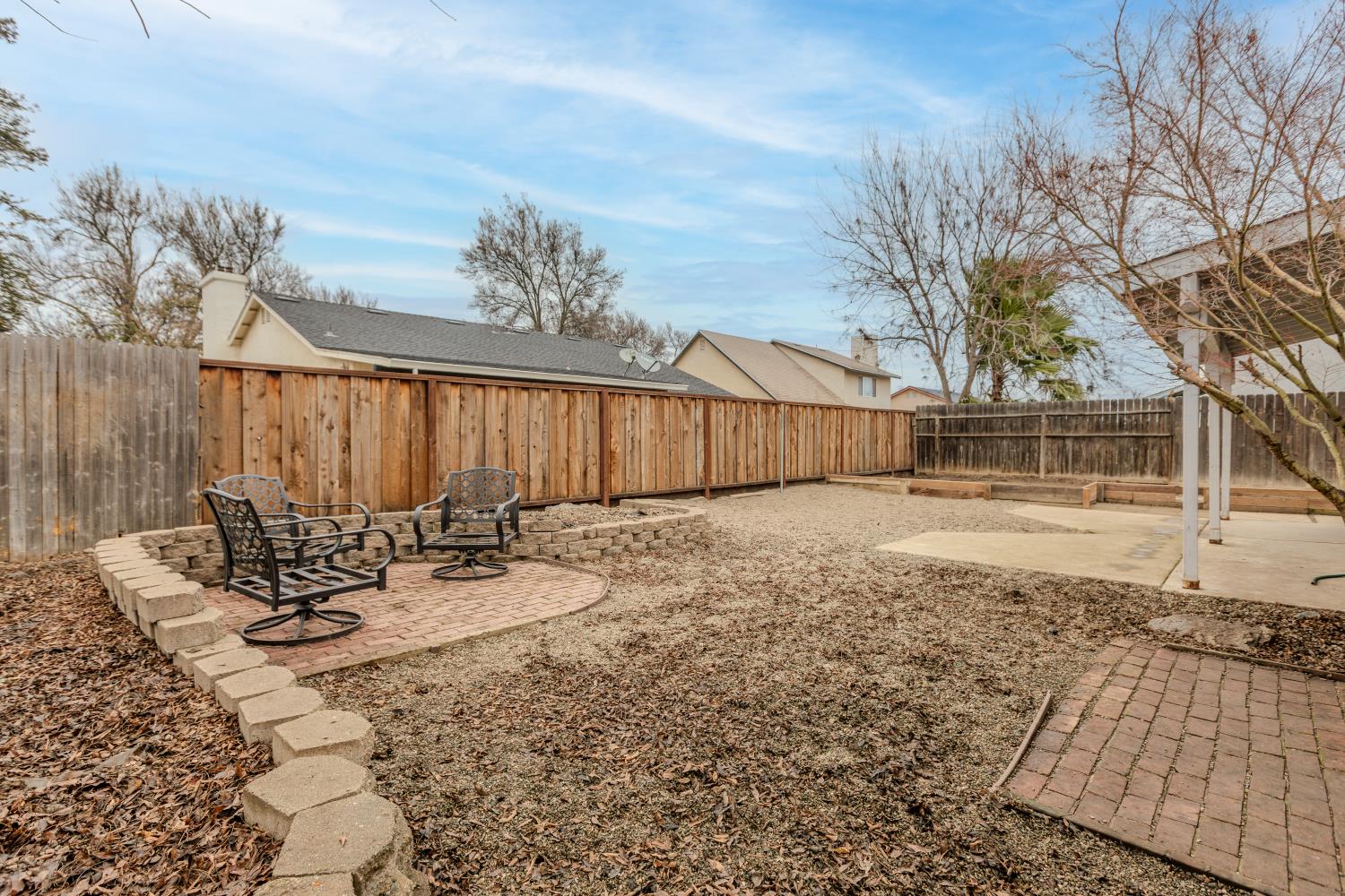 611 Yancey Ct, Patterson, CA 95363