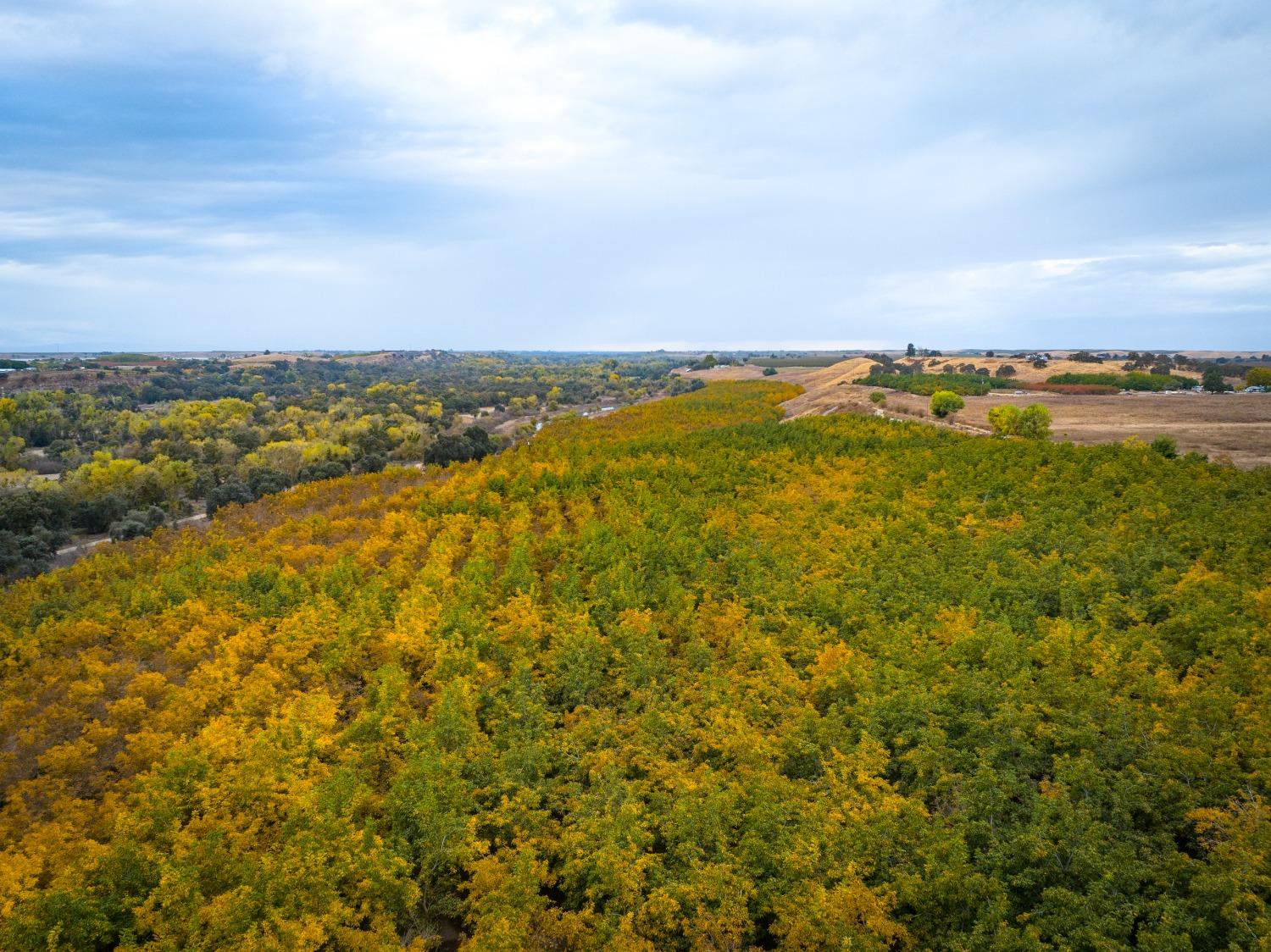 24608 Yosemite Blvd, Waterford, CA 95386