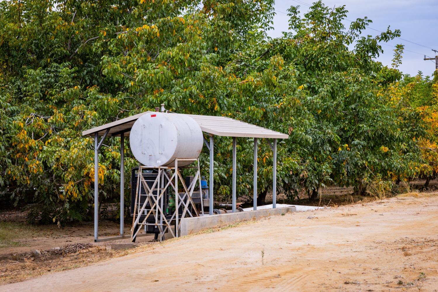 24608 Yosemite Blvd, Waterford, CA 95386