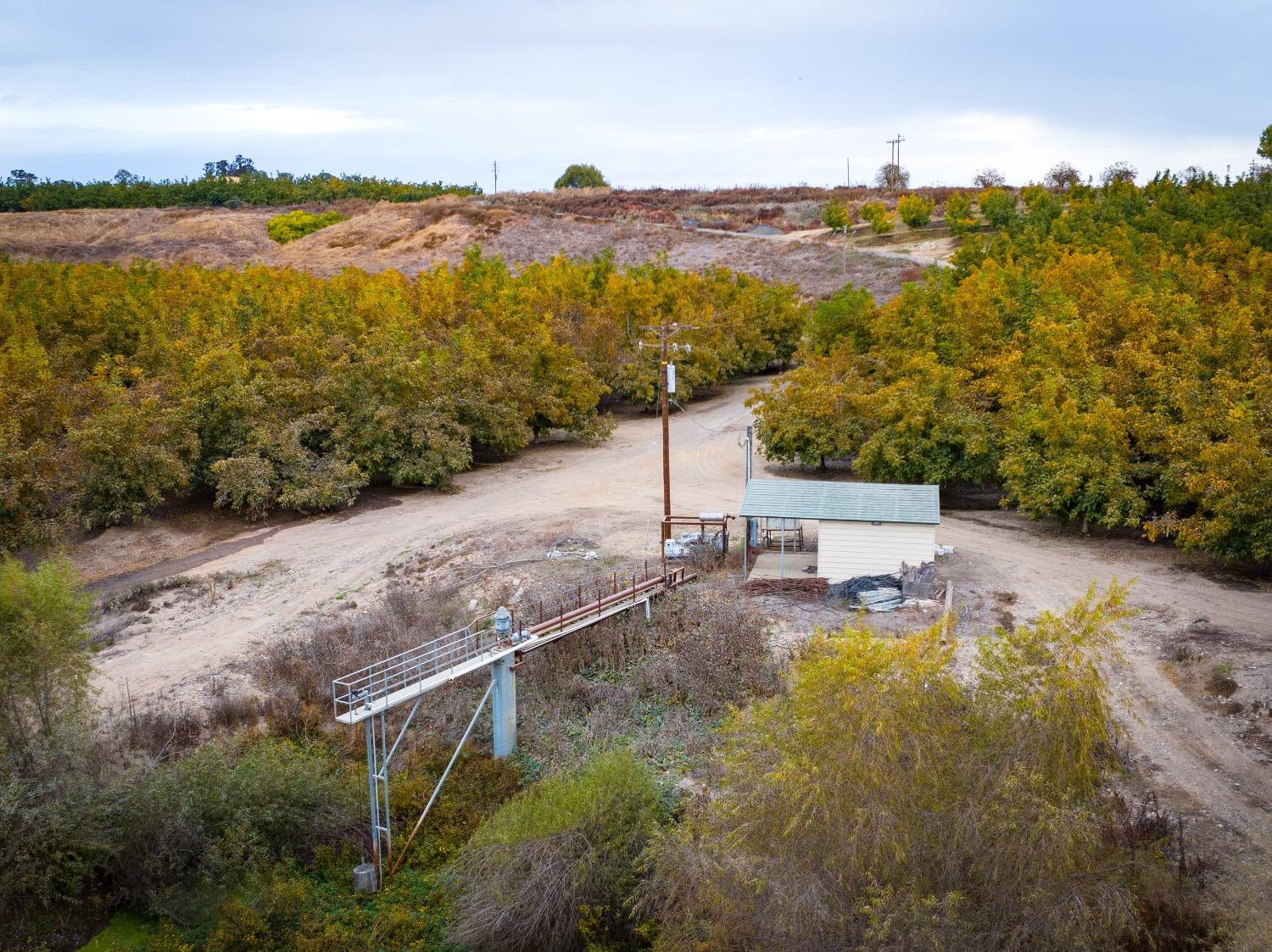 24608 Yosemite Blvd, Waterford, CA 95386