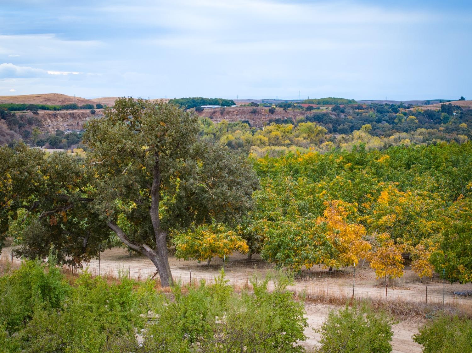 24608 Yosemite Blvd, Waterford, CA 95386