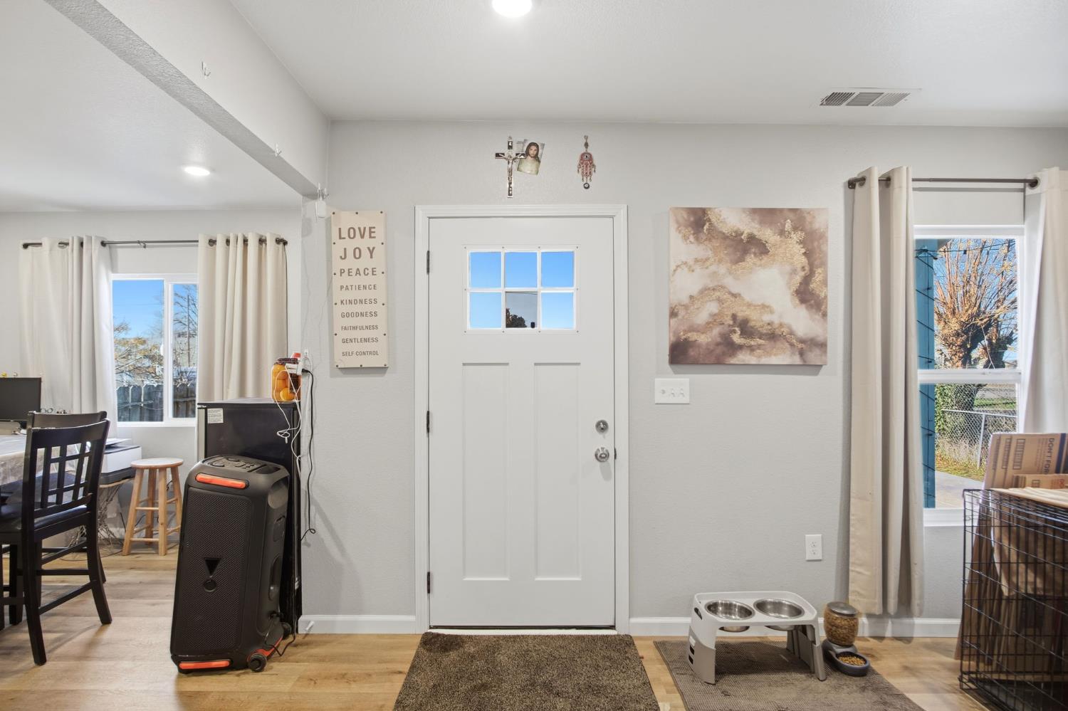 8708 Wilson St, Patterson, CA 95363