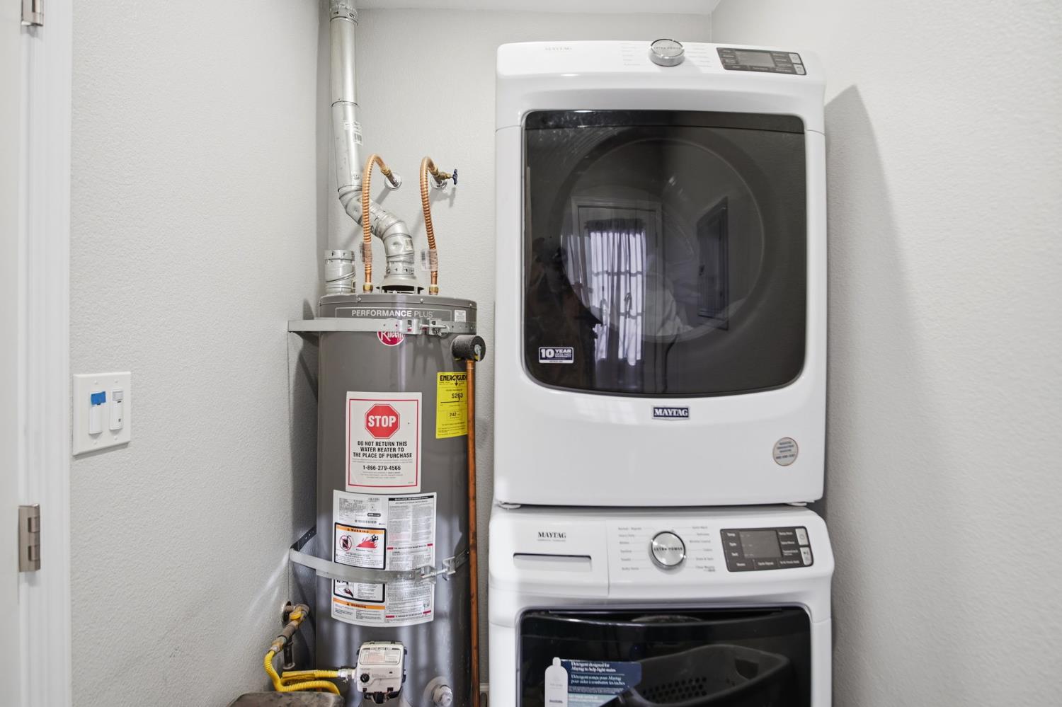 8708 Wilson St, Patterson, CA 95363