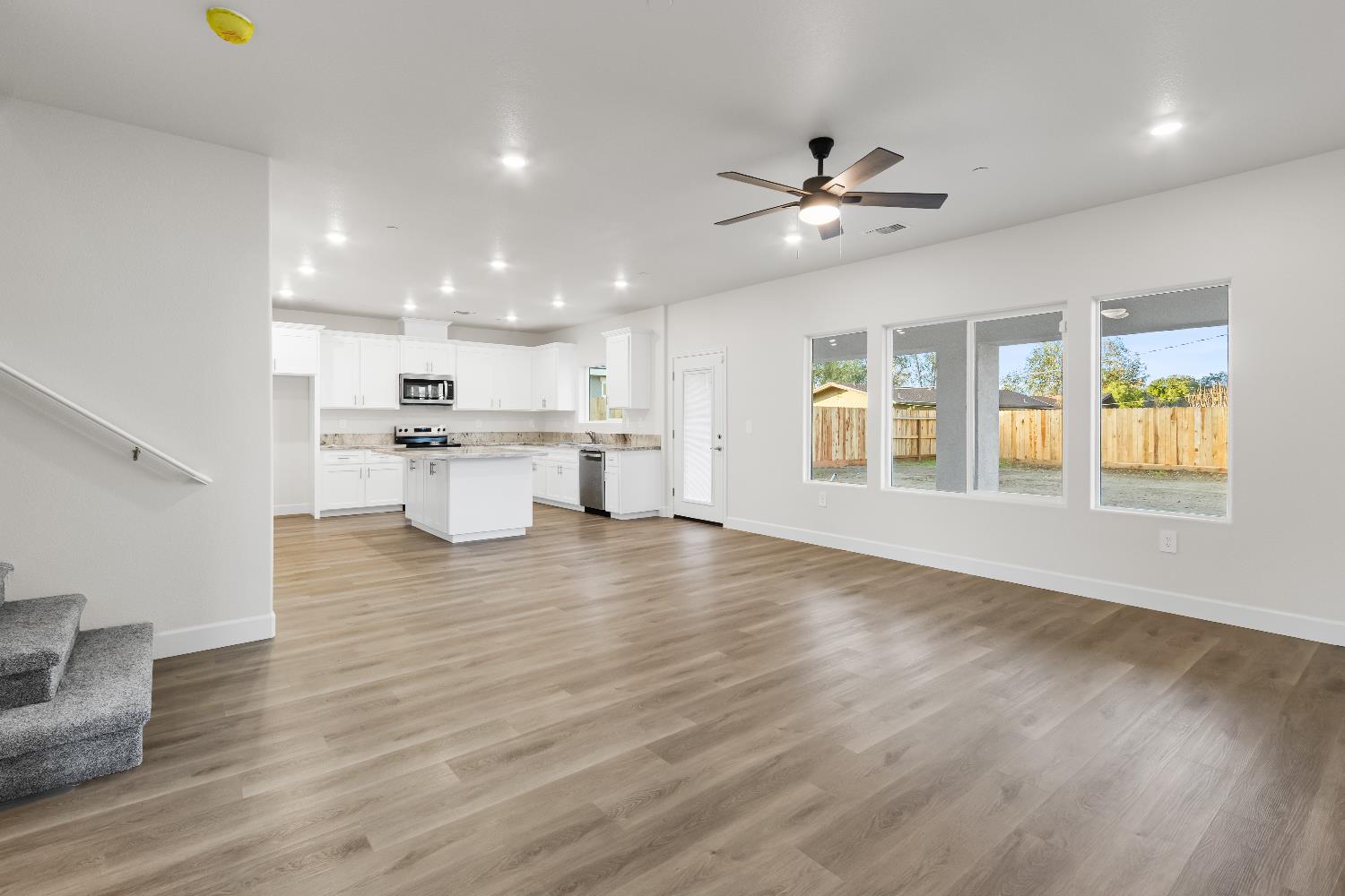 2955 Capella Dr, Merced, CA 95341