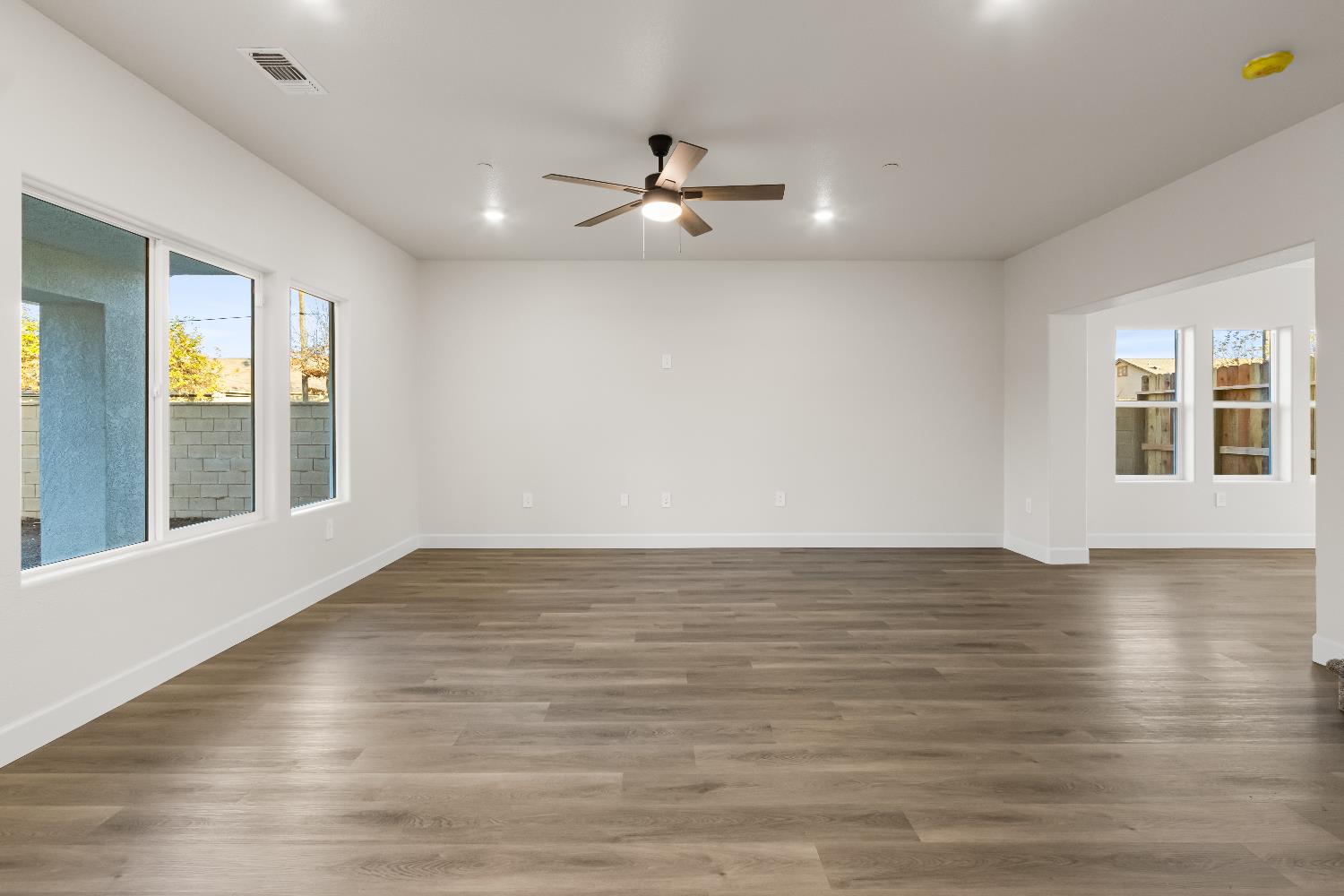 2955 Capella Dr, Merced, CA 95341