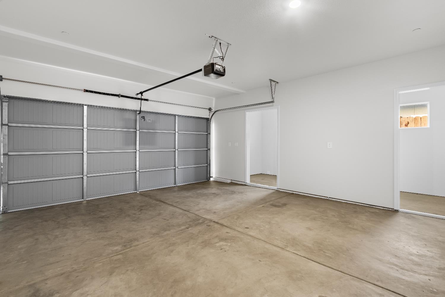 2955 Capella Dr, Merced, CA 95341