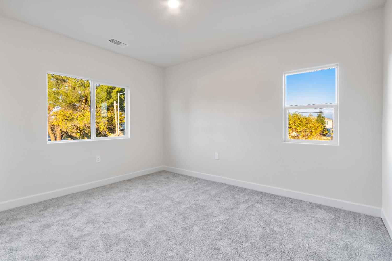 2955 Capella Dr, Merced, CA 95341