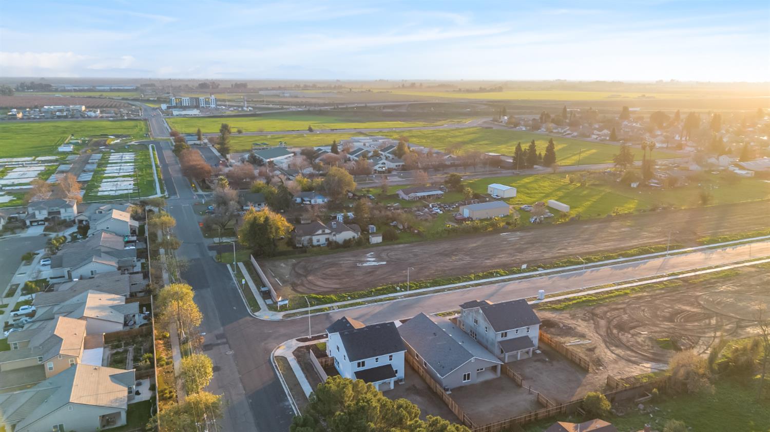 2955 Capella Dr, Merced, CA 95341