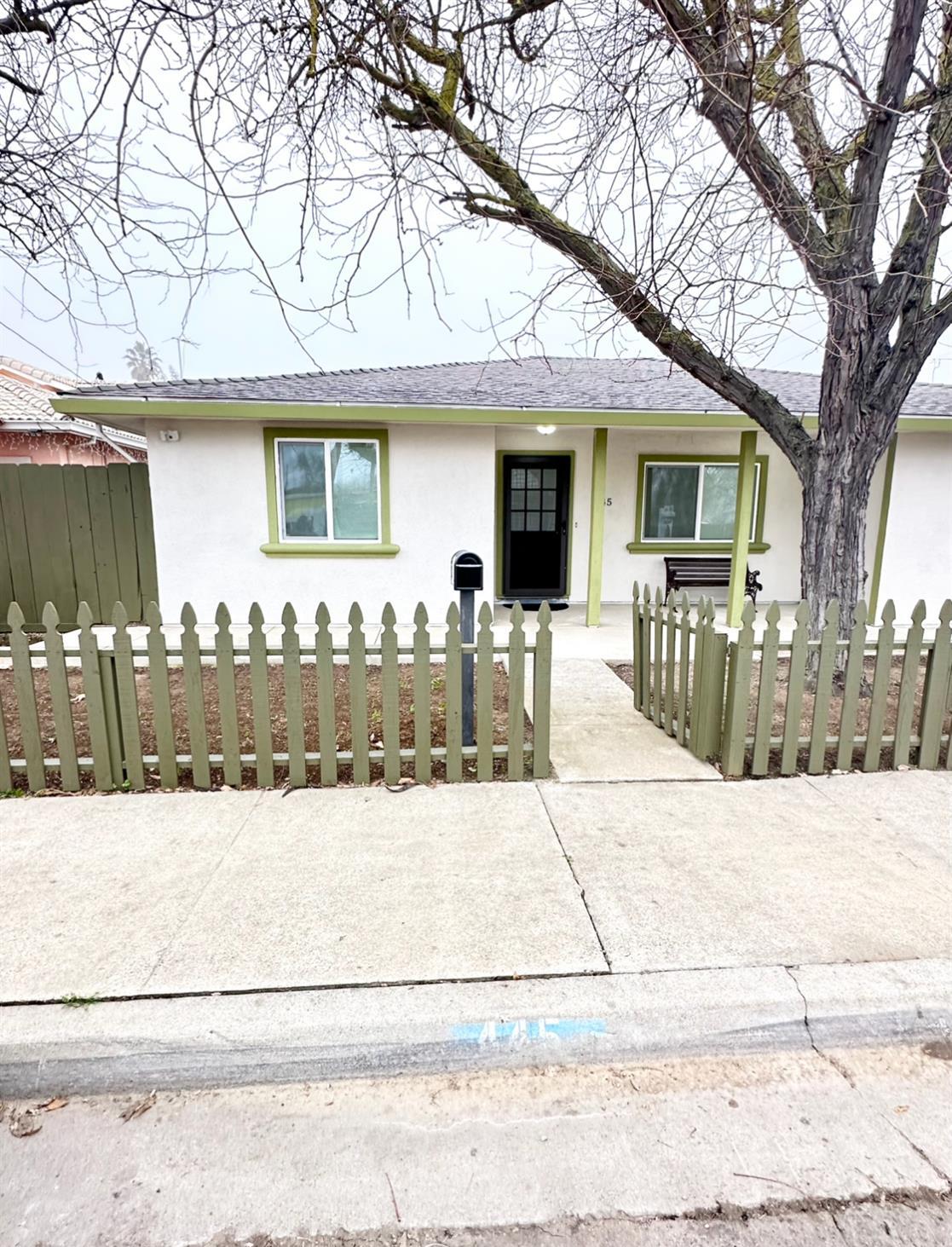 445 M, Patterson, CA 95363