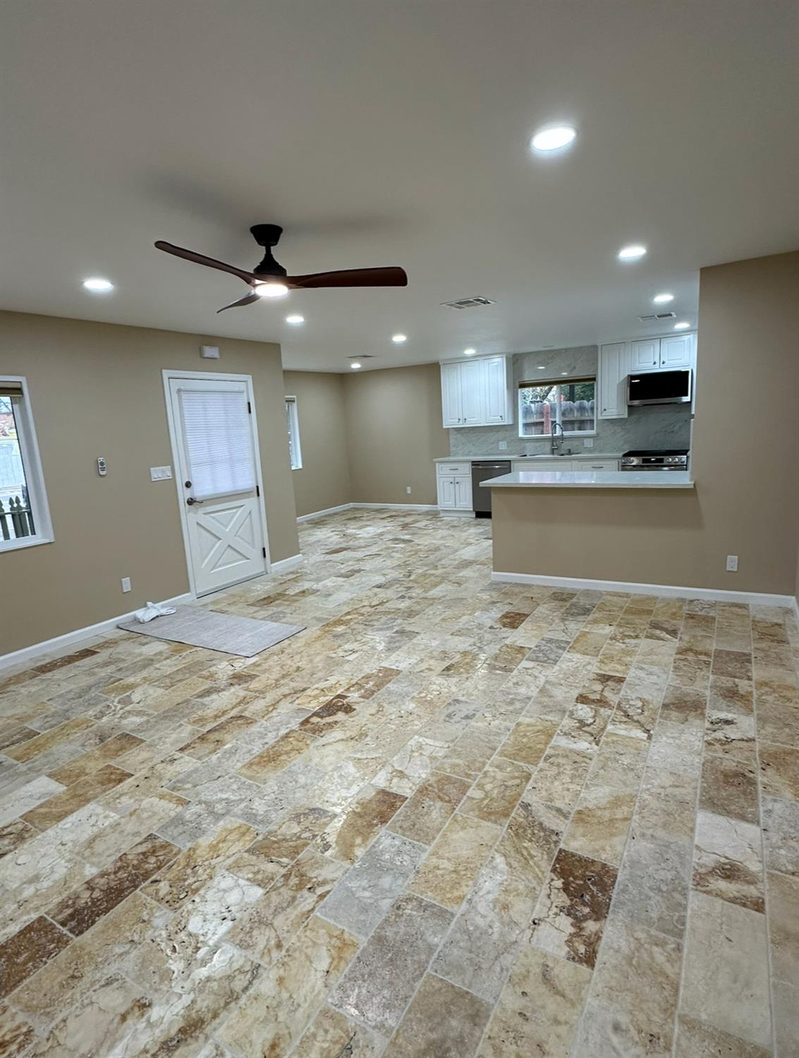 445 M, Patterson, CA 95363