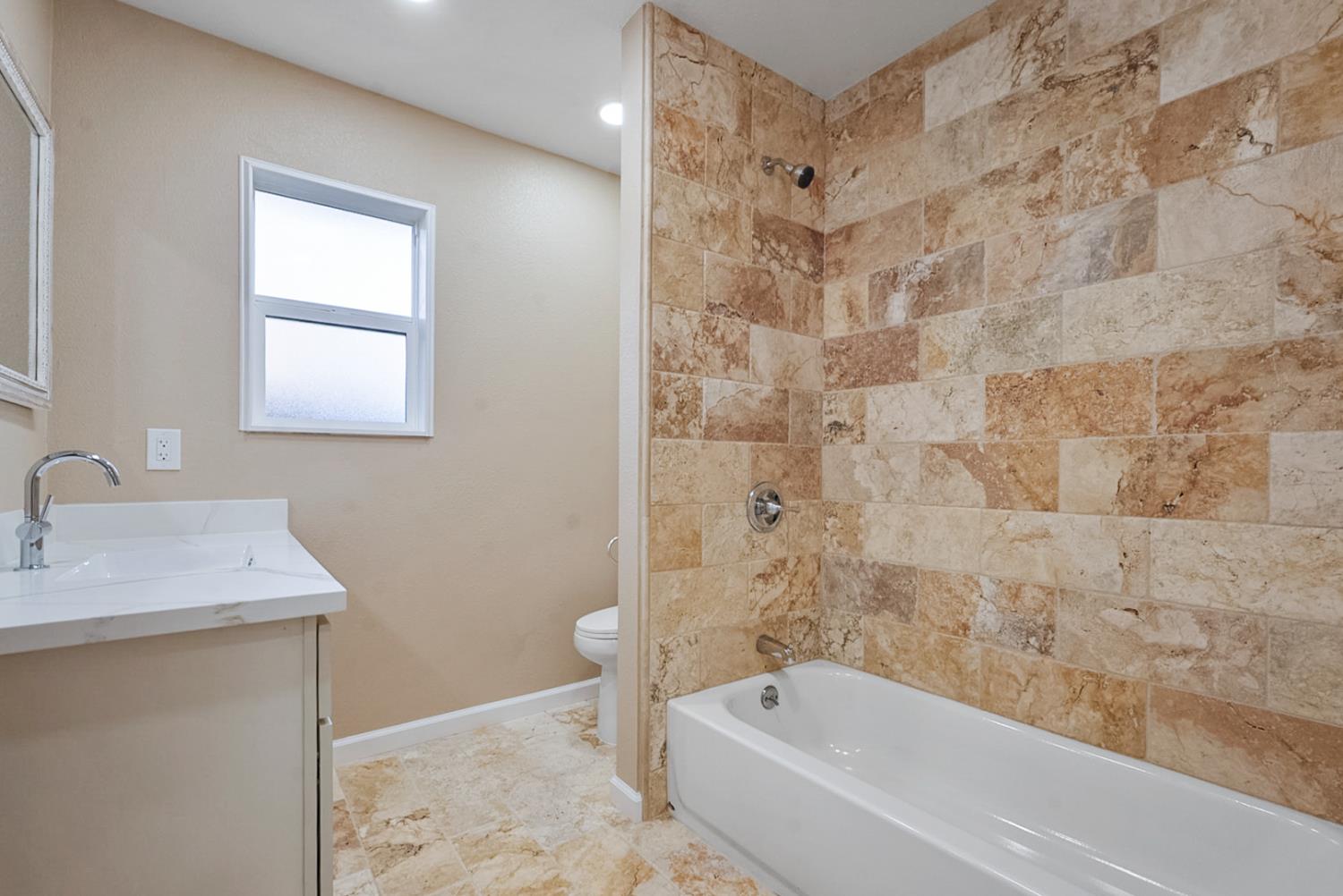 445 M, Patterson, CA 95363