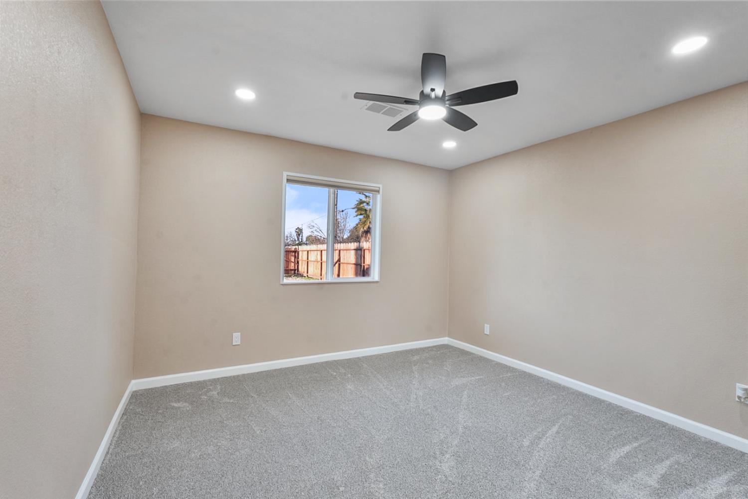 445 M, Patterson, CA 95363