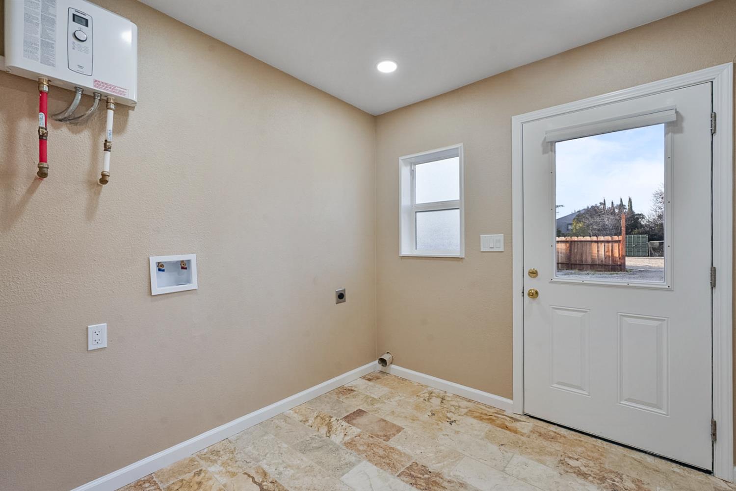 445 M, Patterson, CA 95363