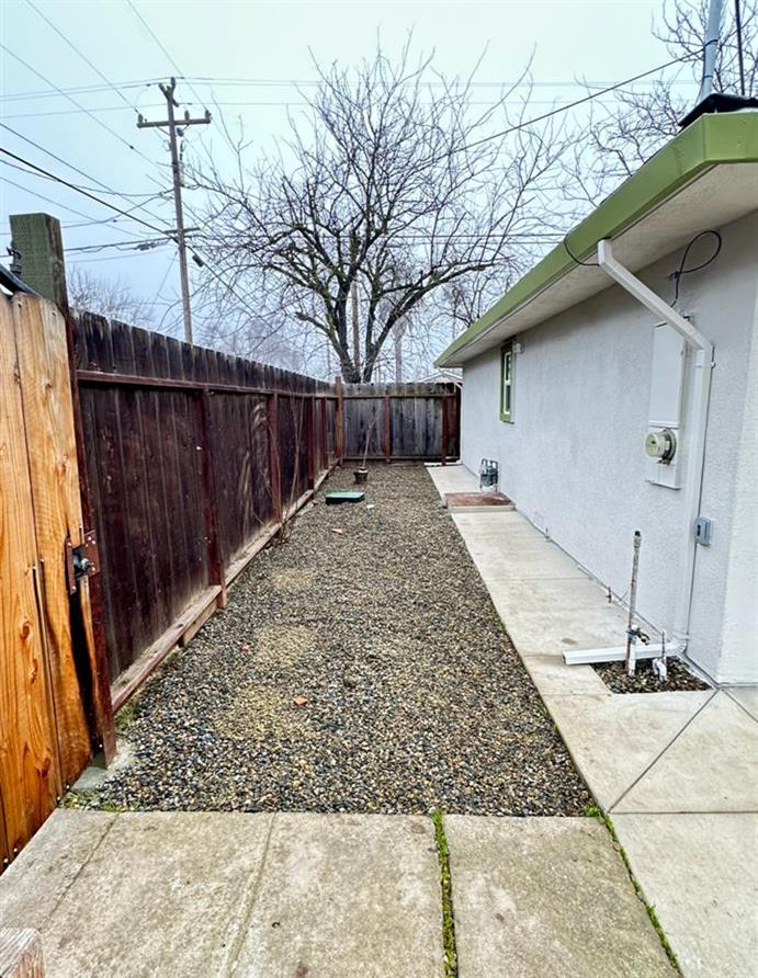 445 M, Patterson, CA 95363