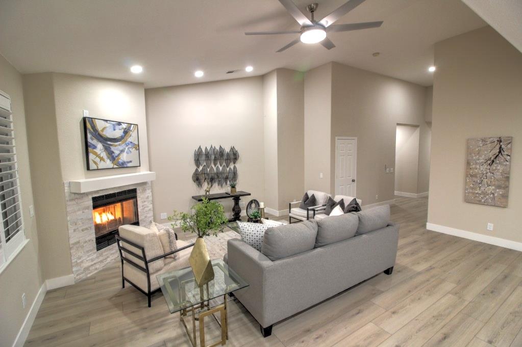 4405 Crown Valley Way, Modesto, CA 95356