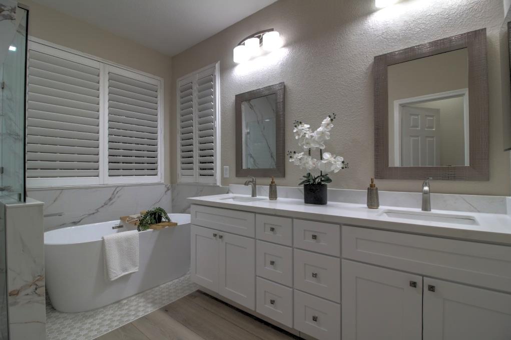 4405 Crown Valley Way, Modesto, CA 95356