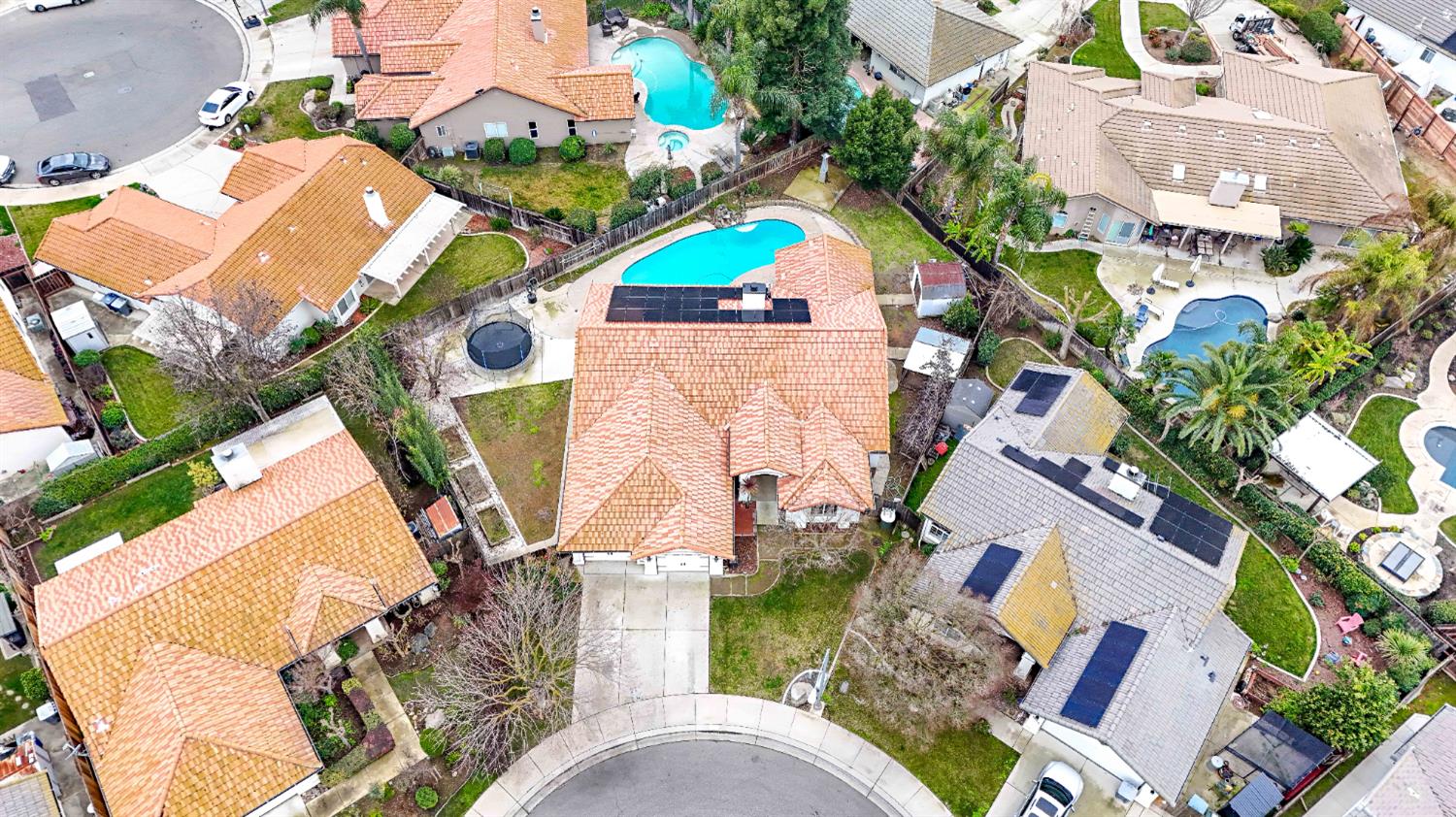 724 Robin Dr, Merced, CA 95340