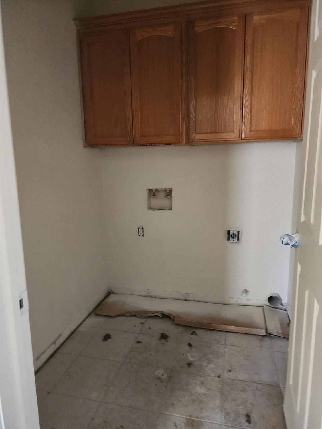 1511 Ronnie Ct, Merced, CA 95341