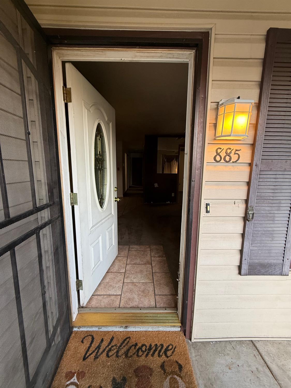 885 Del Monte Ct, Manteca, CA 95336