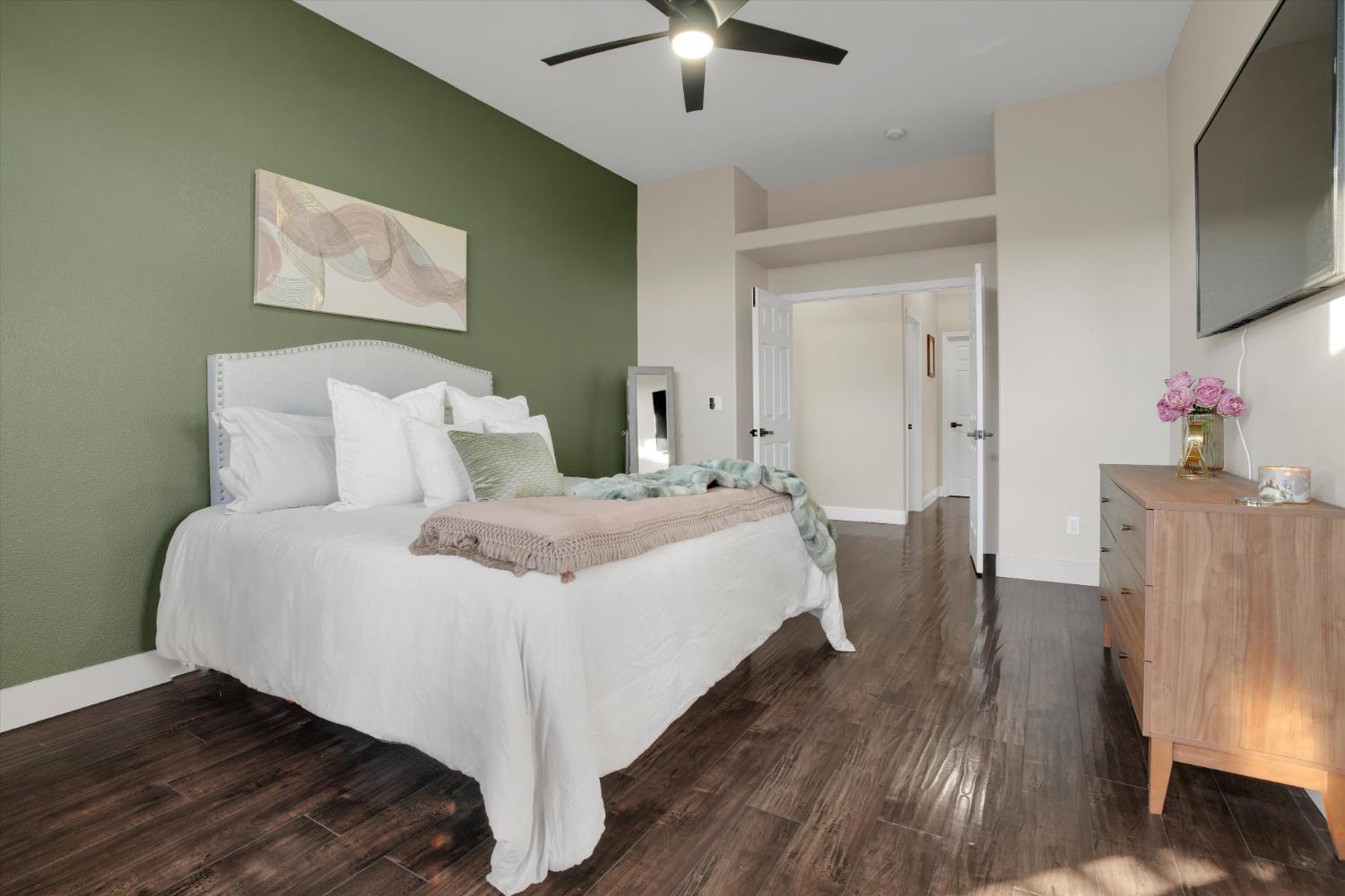 2500 Novi Dr, Riverbank, CA 95367