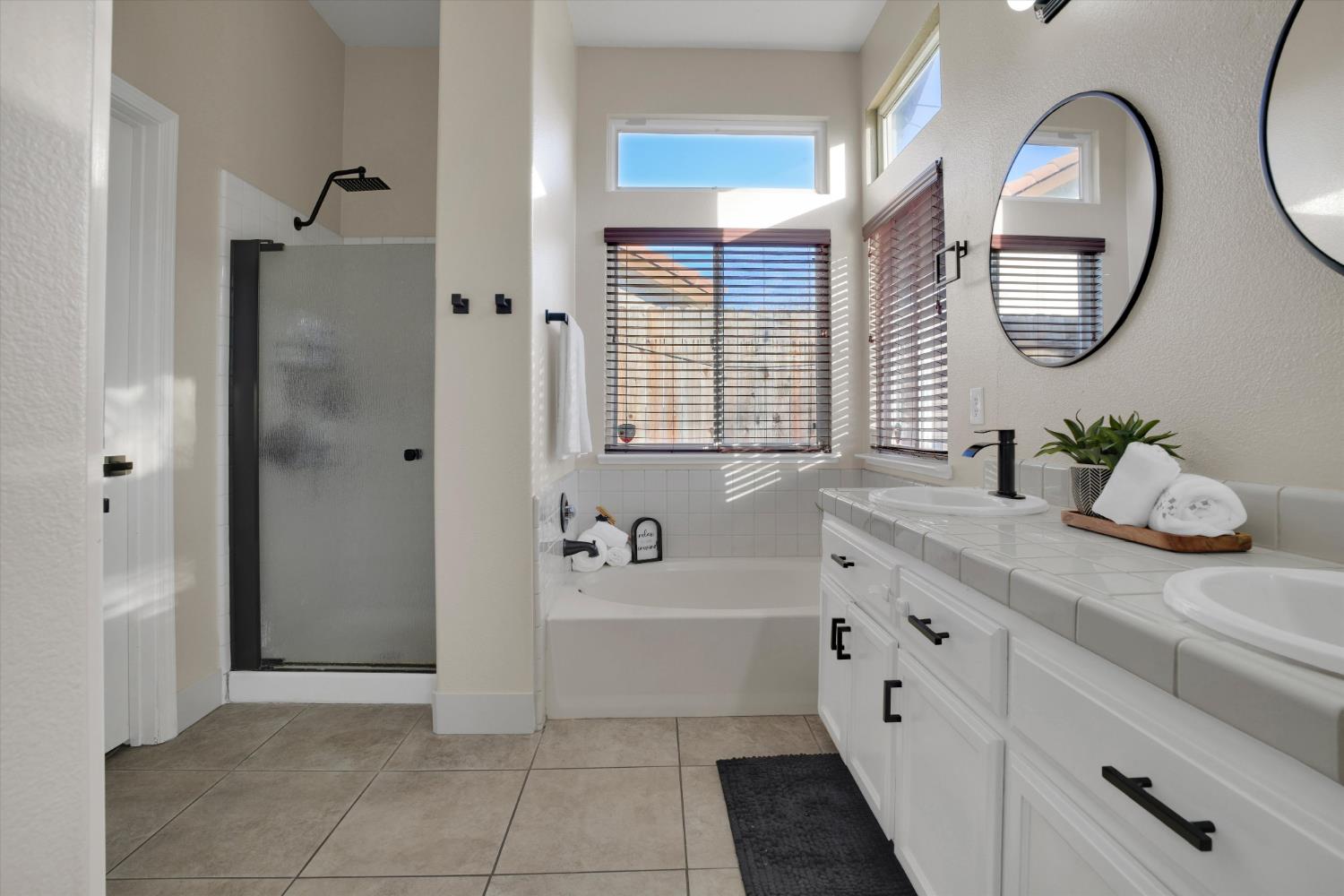 2500 Novi Dr, Riverbank, CA 95367