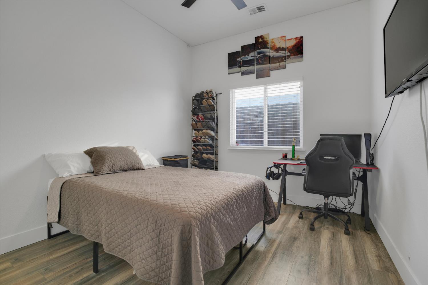 2500 Novi Dr, Riverbank, CA 95367