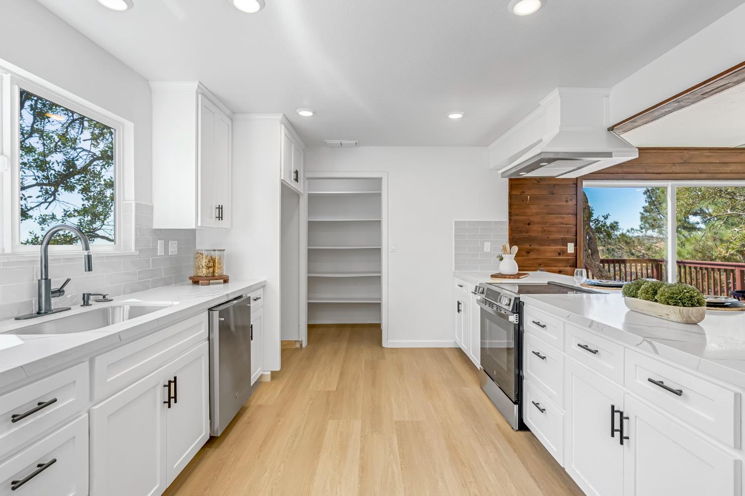 41070 Lilley Mountain Dr, Coarsegold, CA 93614