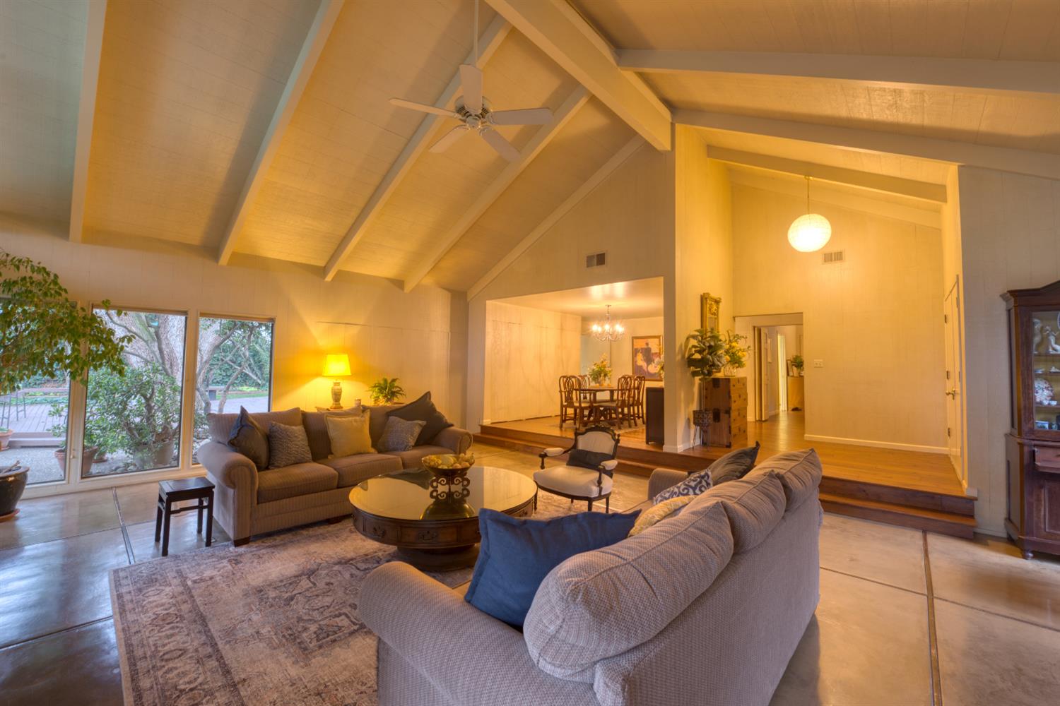 419 Burkhard Rd, Patterson, CA 95363