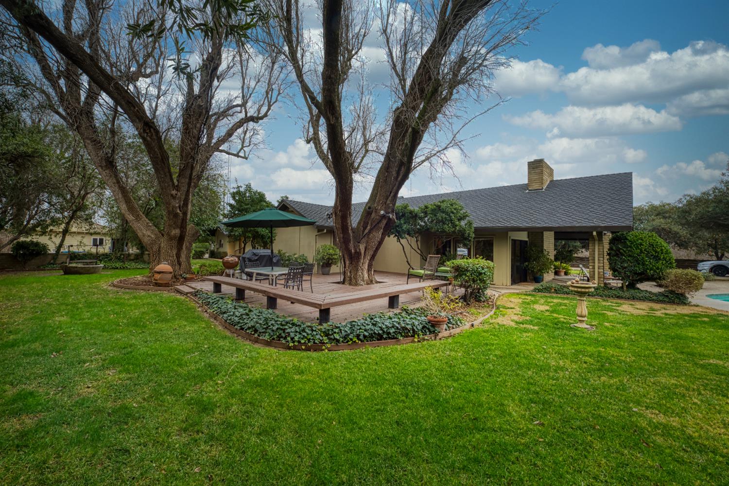 419 Burkhard Rd, Patterson, CA 95363