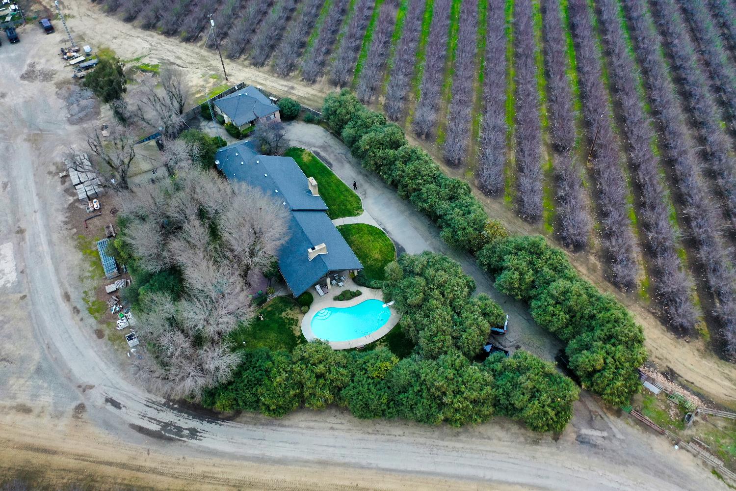 419 Burkhard Rd, Patterson, CA 95363