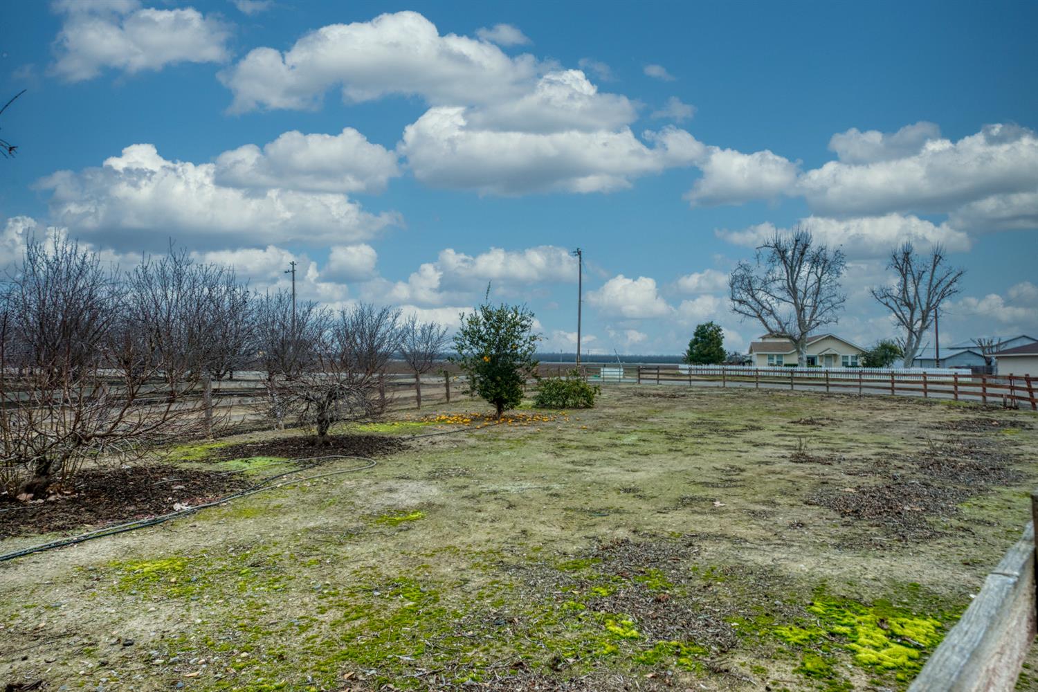 419 Burkhard Rd, Patterson, CA 95363