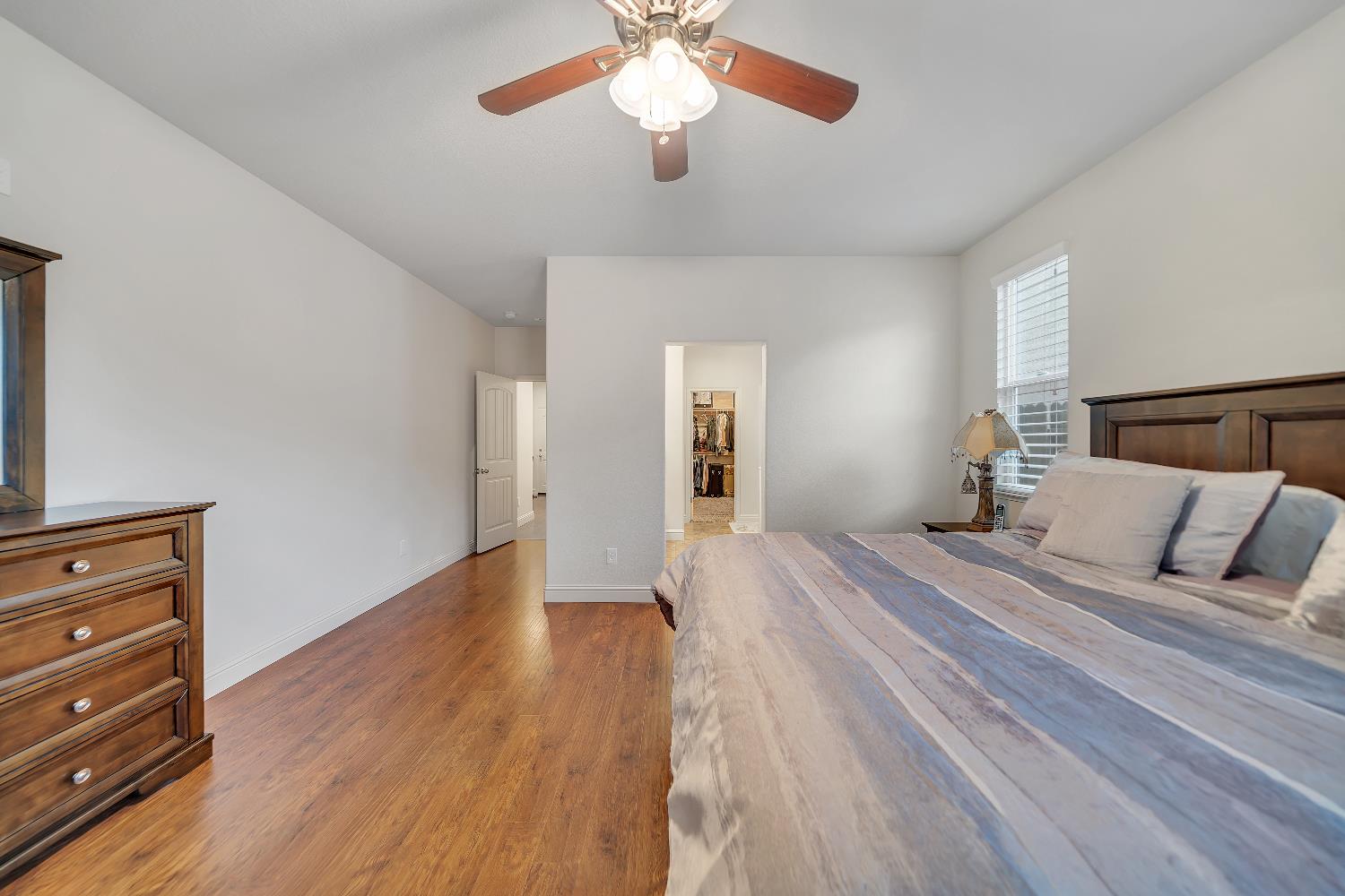 1910 Southport Ave, Livingston, CA 95334