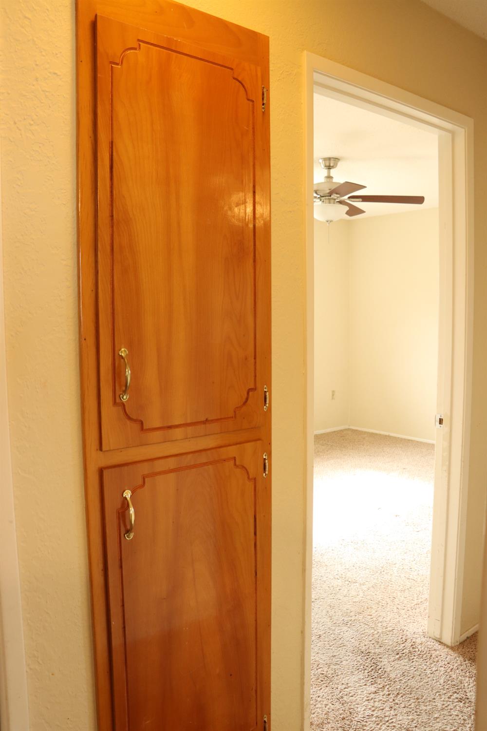 1217 Princeton Pl, Manteca, CA 95336