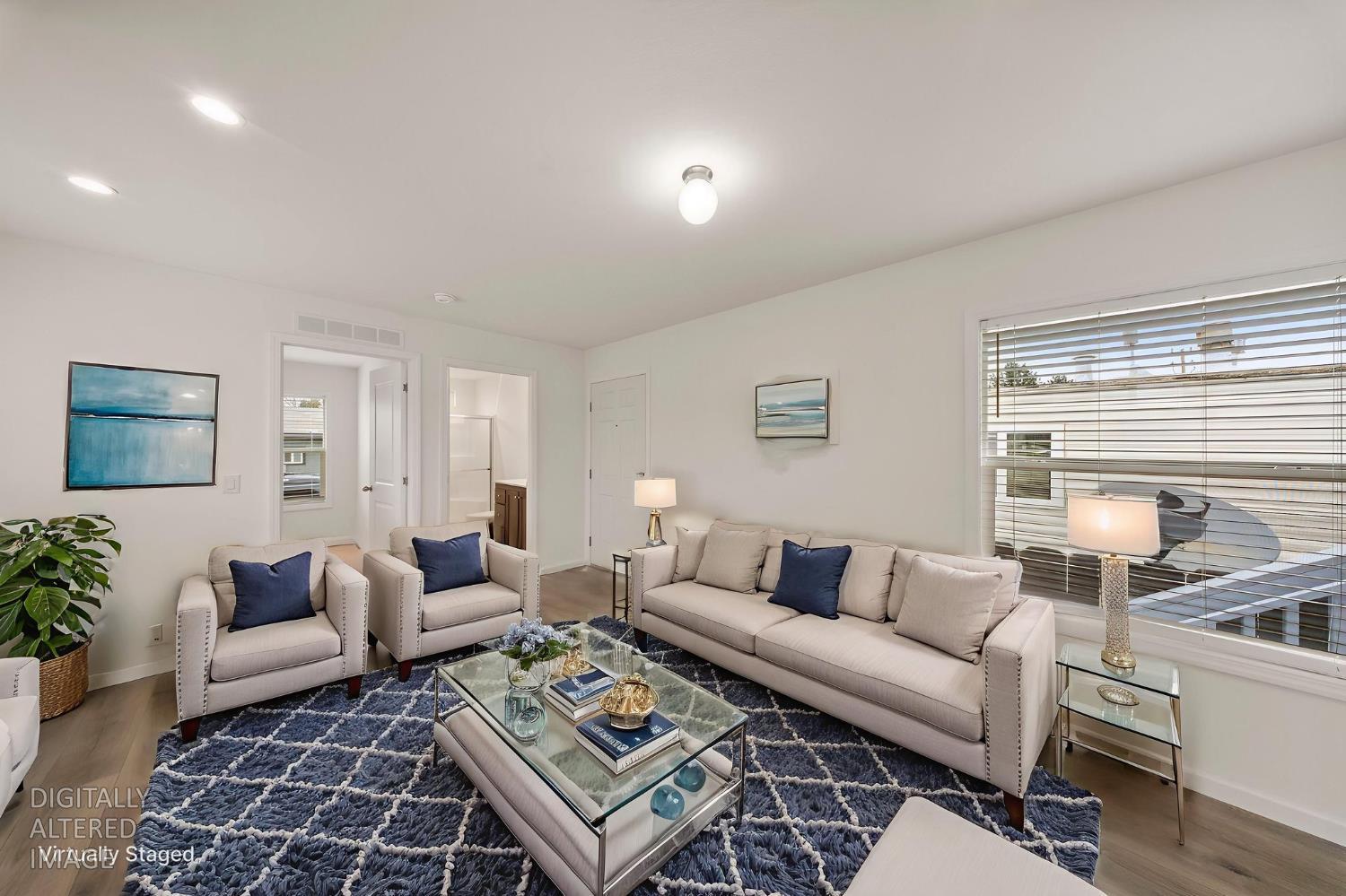 880 E F St #14, Oakdale, CA 95361