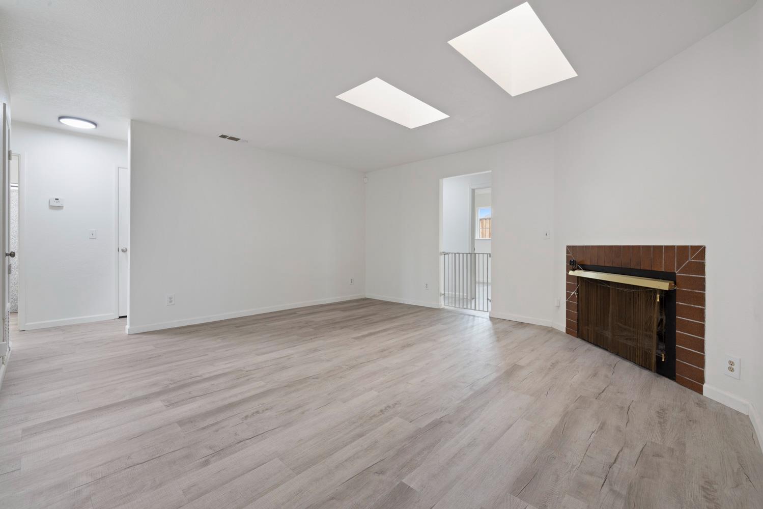 1494 Hilary Way, Manteca, CA 95336