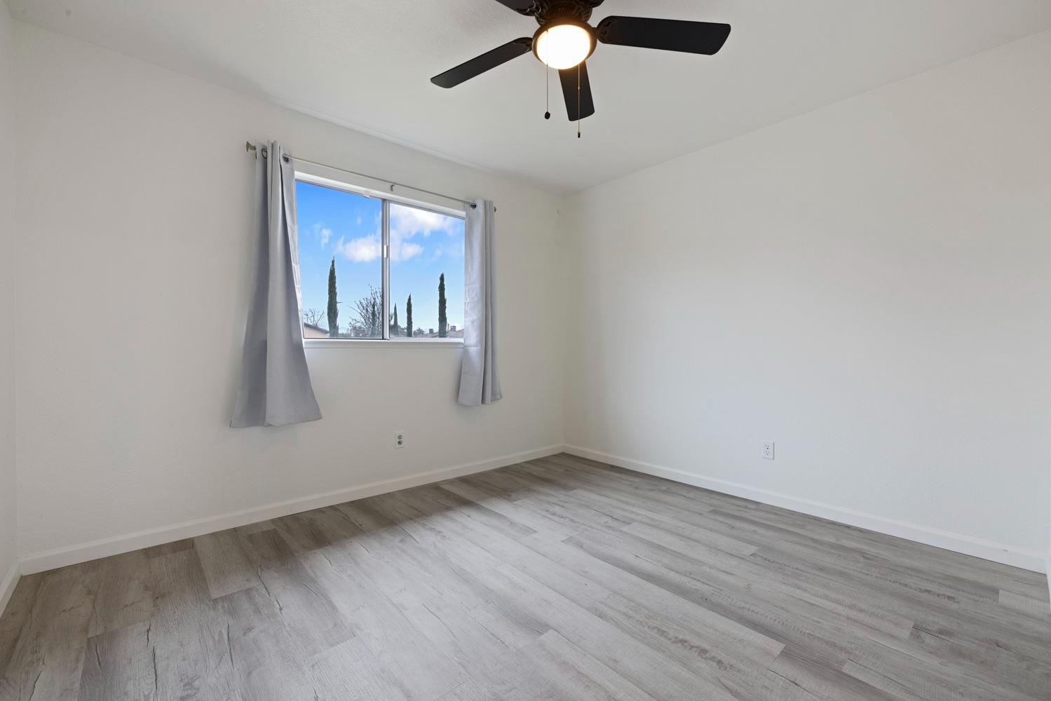 1494 Hilary Way, Manteca, CA 95336