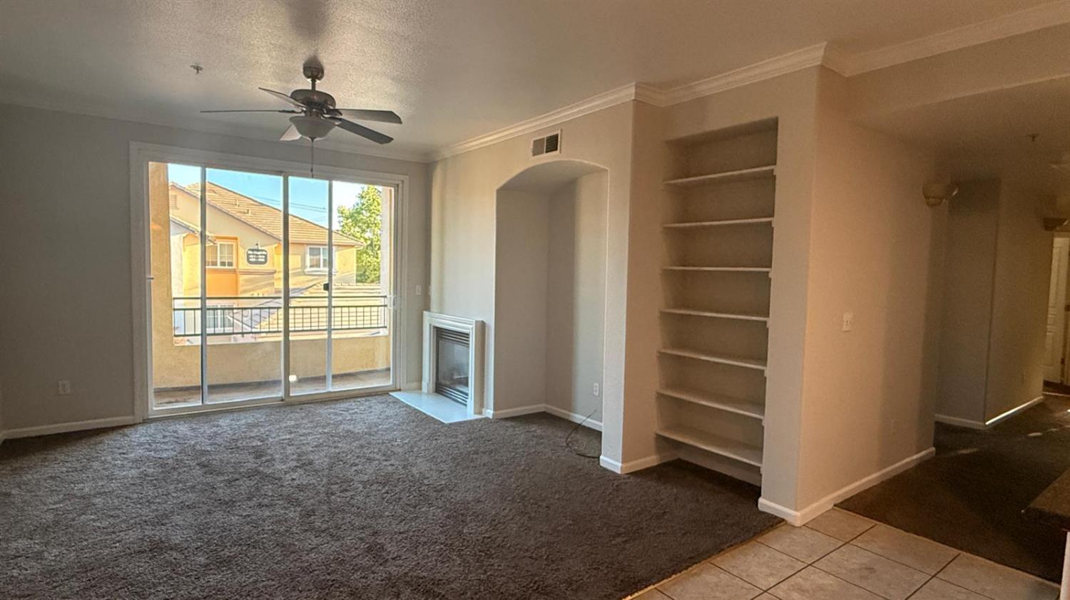 1360 Shady Ln #923, Turlock, CA 95382