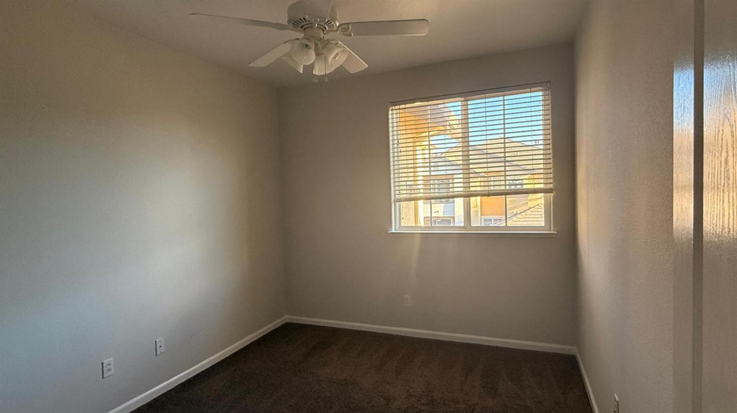 1360 Shady Ln #923, Turlock, CA 95382