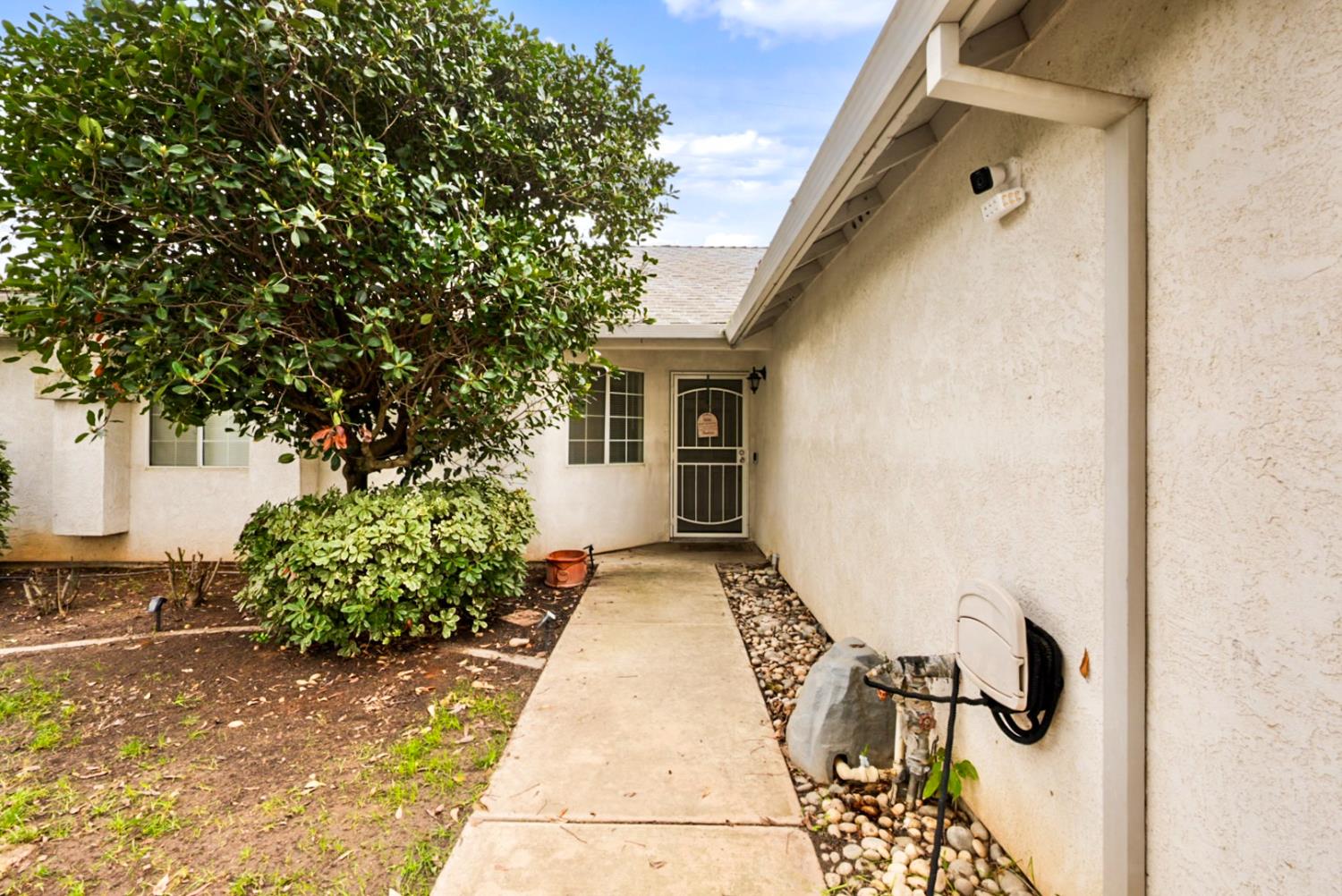 12343 Quicksilver St, Waterford, CA 95386