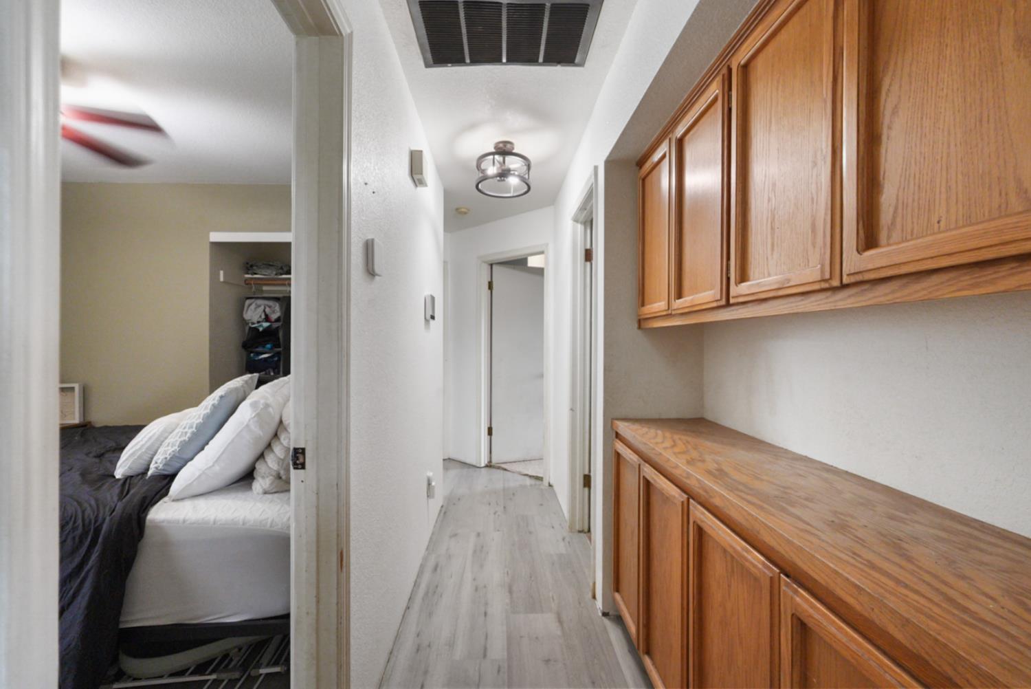 12343 Quicksilver St, Waterford, CA 95386