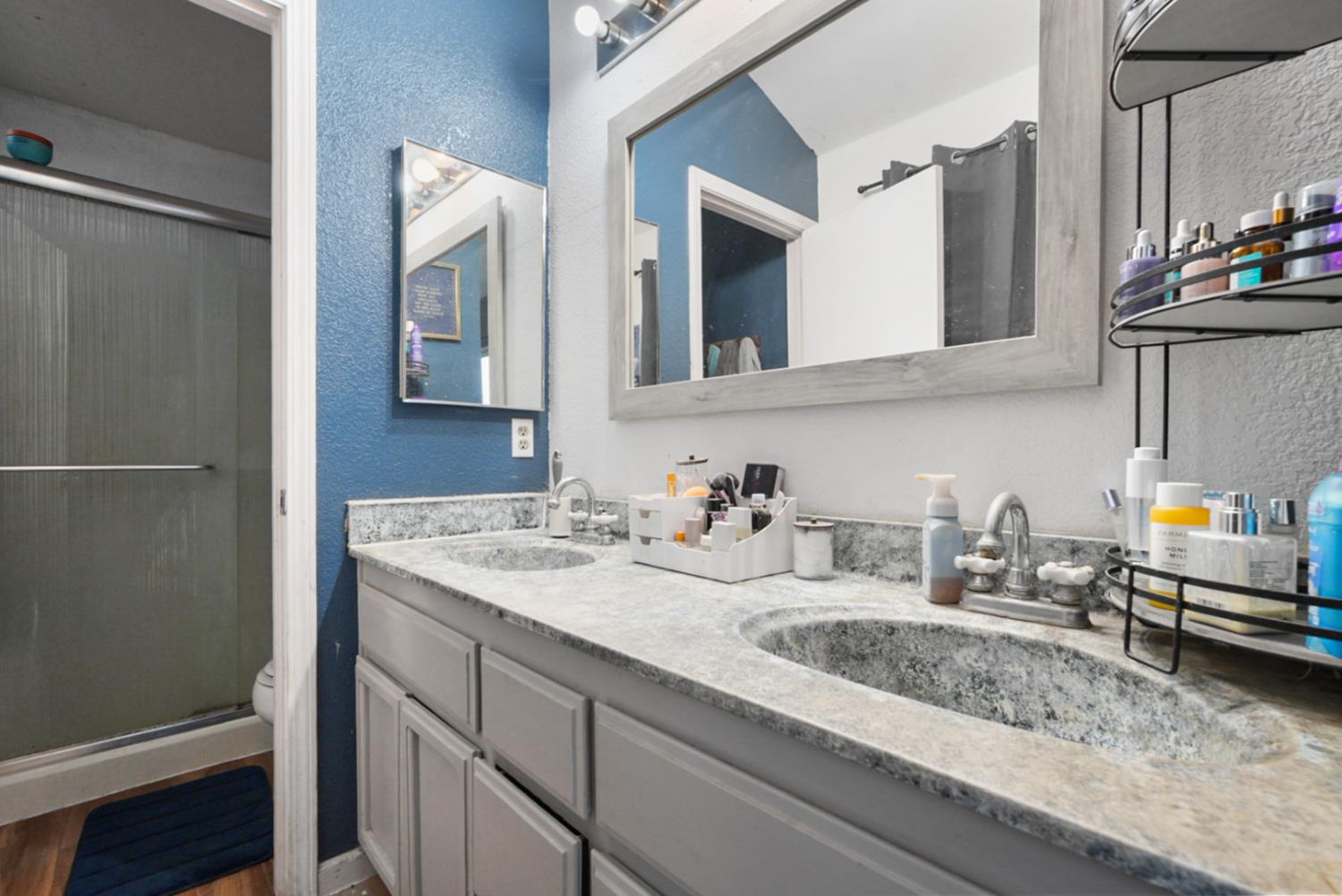 12343 Quicksilver St, Waterford, CA 95386