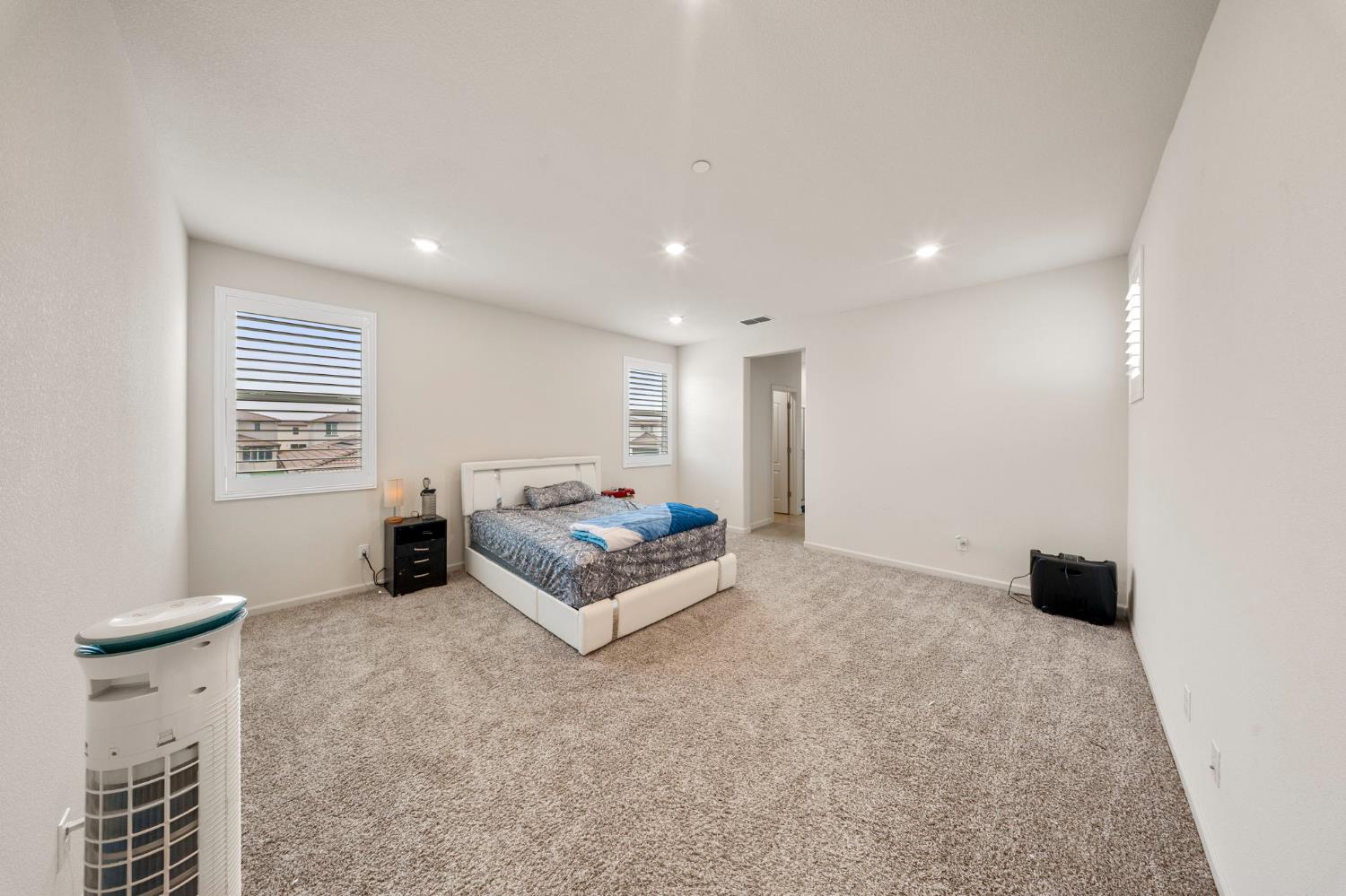 3052 Russos Dr, Manteca, CA 95337