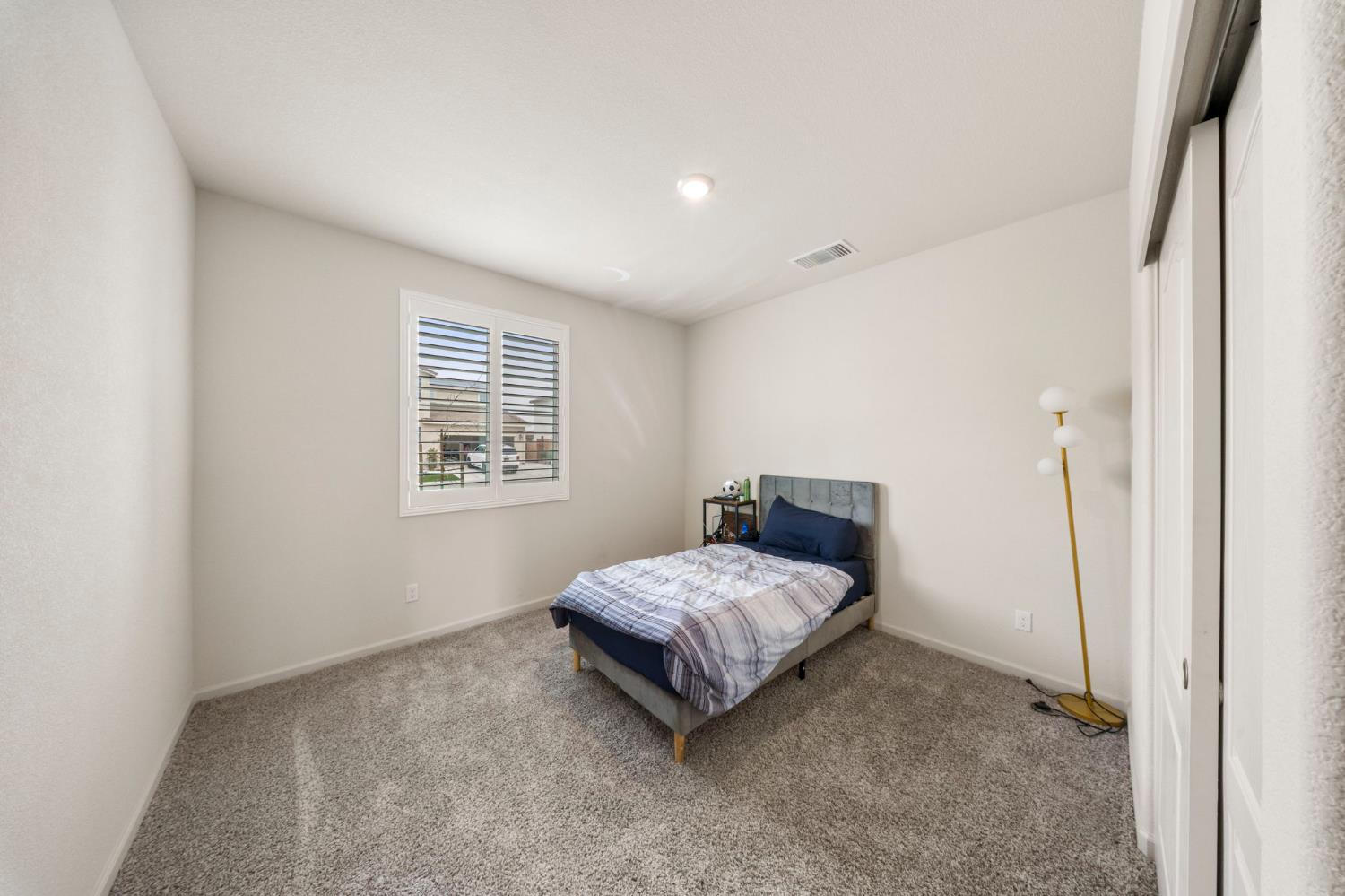 3052 Russos Dr, Manteca, CA 95337