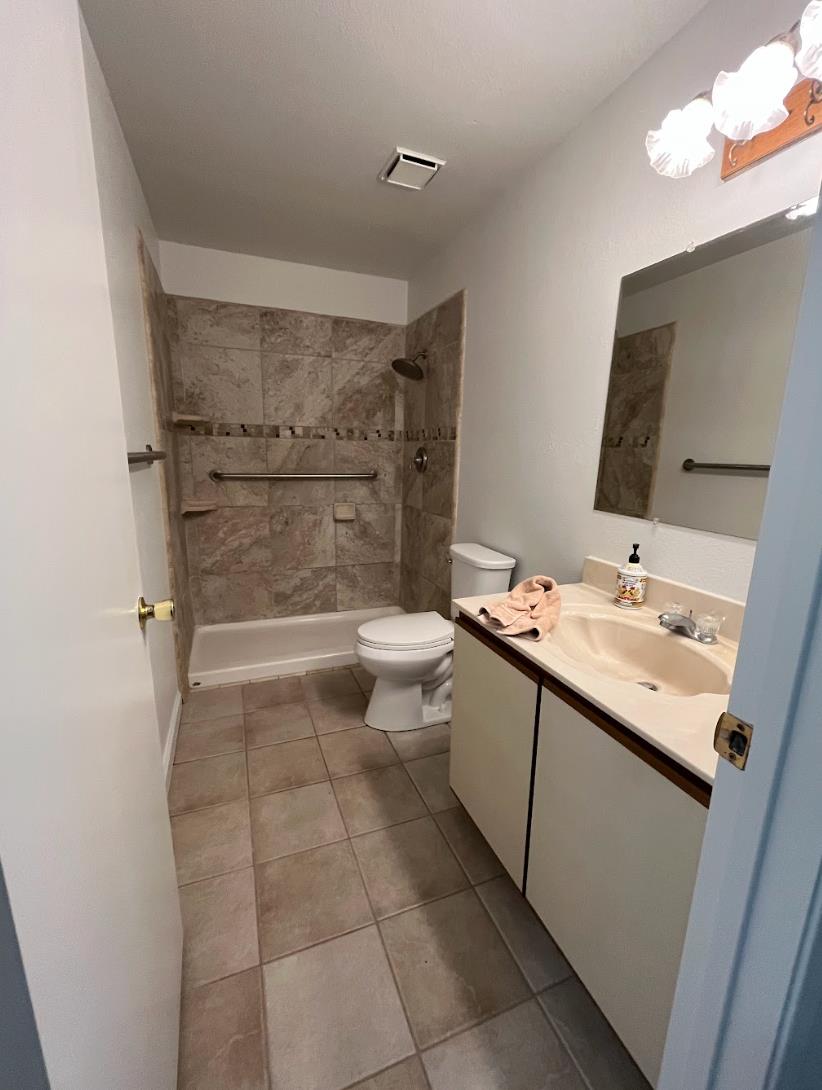 210 A & B Tim Bell Rd, Waterford, CA 95386